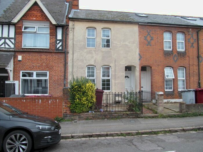 4 Bedroom Terraced House To Rent In De Beauvoir Road, Reading, RG1