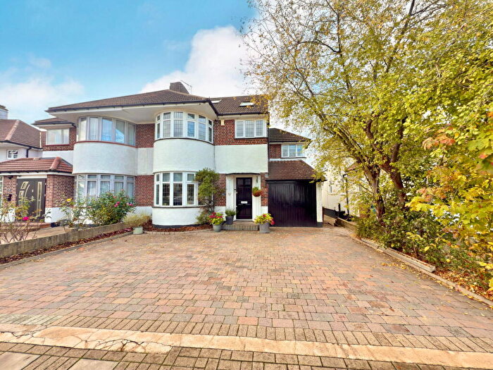 5 Bedroom Semi-Detached House For Sale In Beverley Gardens, Stanmore, HA7