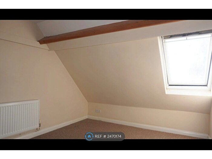 4 Bedroom Flat To Rent In South Street, Crowland, Peterborough, PE6