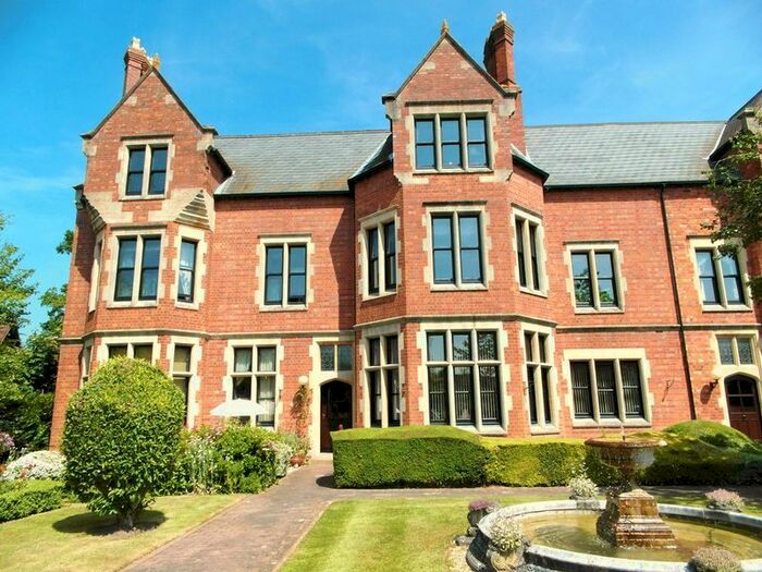 1 Bedroom Flat For Sale In Rectory Drive, Weston-Under-Lizard, Shifnal, TF11
