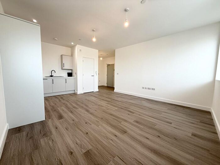 2 Bedroom Apartment To Rent In Guild House, Oundle Road, Peterborough, PE2
