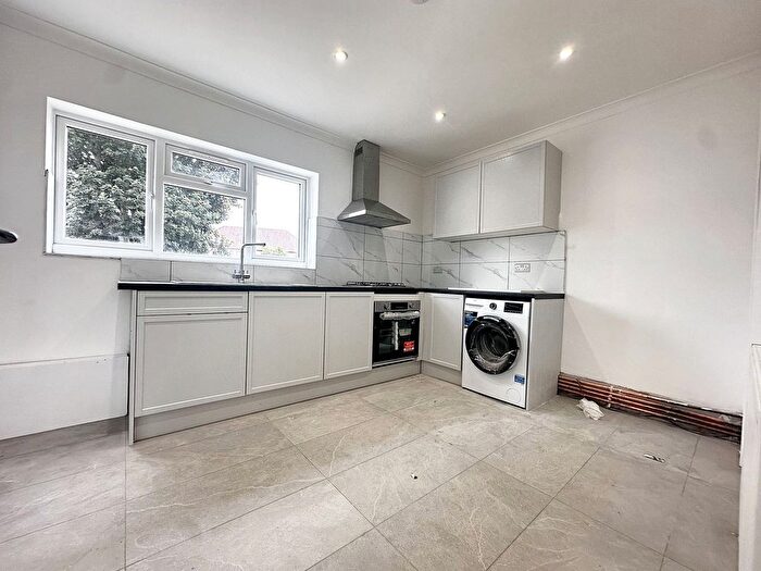 3 Bedroom Semi-Detached House To Rent In Wescott Way, Uxbridge, UB8