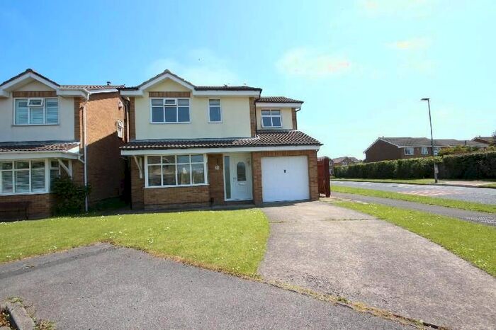 4 Bedroom Detached House To Rent In Ark Royal Close, Seaton Carew, Hartlepool, TS25