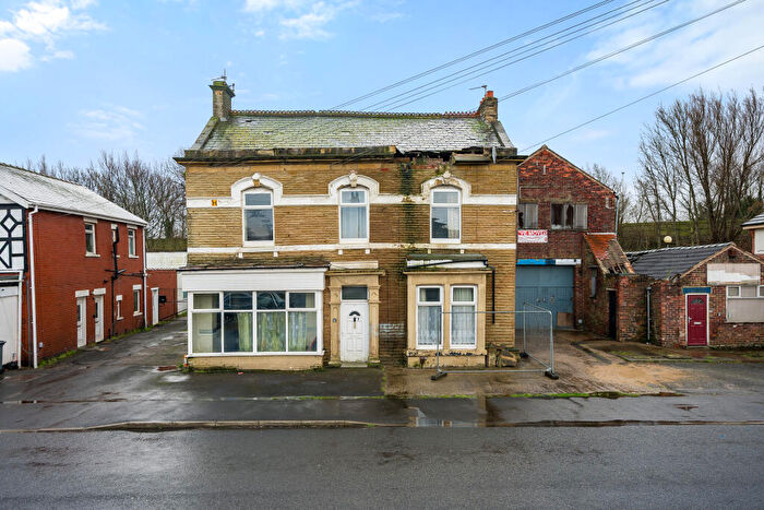 4 Bedroom Detached House For Sale In - Watson Road, Blackpool, FY4