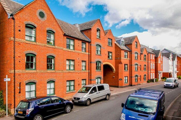 2 Bedroom Flat To Rent In St. Thomas Street, Oxford, OX1