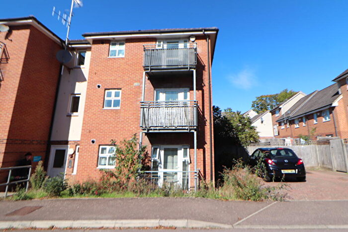 2 Bedroom Apartment For Sale In Miller Way, Stevenage, Hertfordshire, SG1