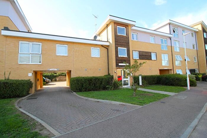 2 Bedroom Flat For Sale In Olympia Way, Whitstable, CT5
