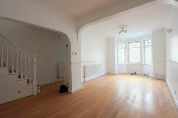 3 Bedroom Terraced House To Rent In Ingledew Road, London, SE18