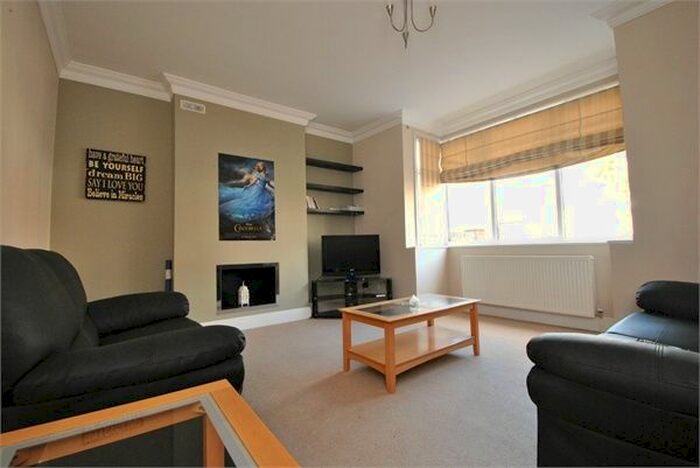 4 Bedroom Detached House To Rent In Sydney Road, London, W13