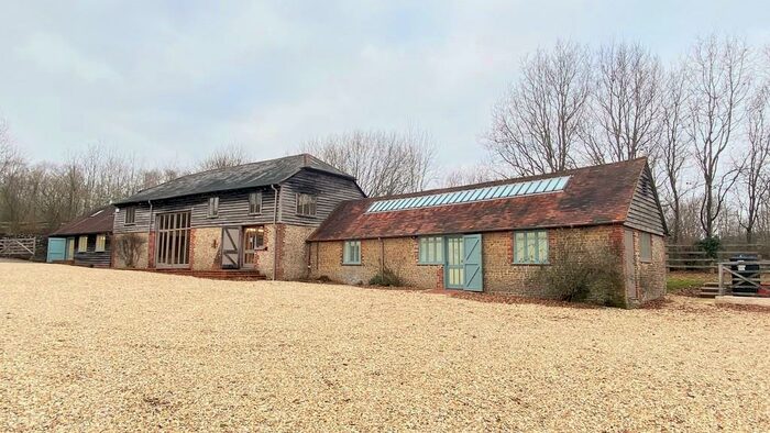 Barn To Rent In Waterworks Road, Petersfield, GU32