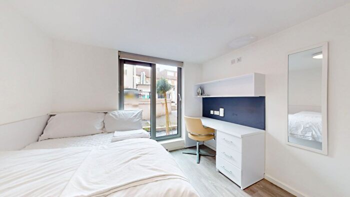 Studio To Rent In The Pavement, Popes Lane, London, W5