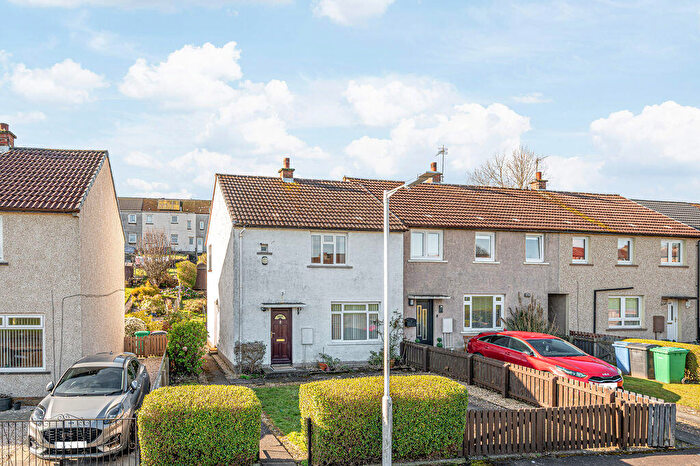 2 Bedroom Semi-detached Villa For Sale In Valley Gardens South, Kirkcaldy, KY2