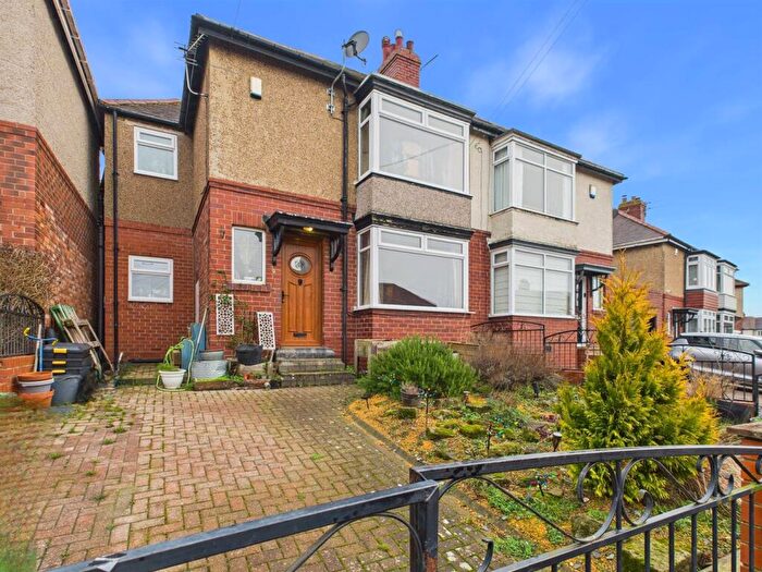 3 Bedroom Semi-Detached House For Sale In Lanthwaite Road, Low Fell, Gateshead, NE9