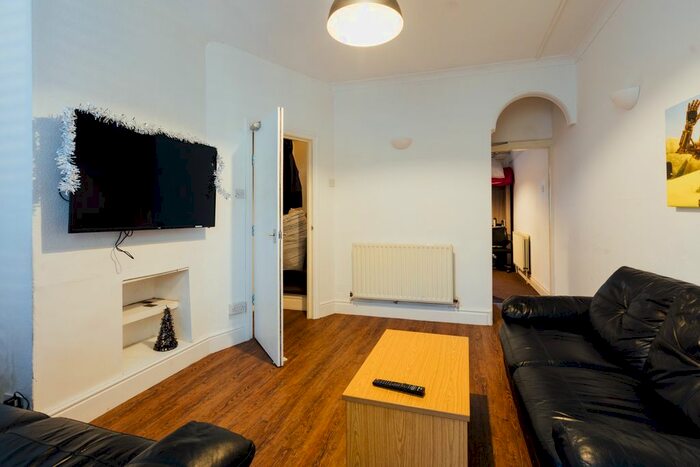 5 Bedroom Flat To Rent In Arthur Street, Loughborough LE11