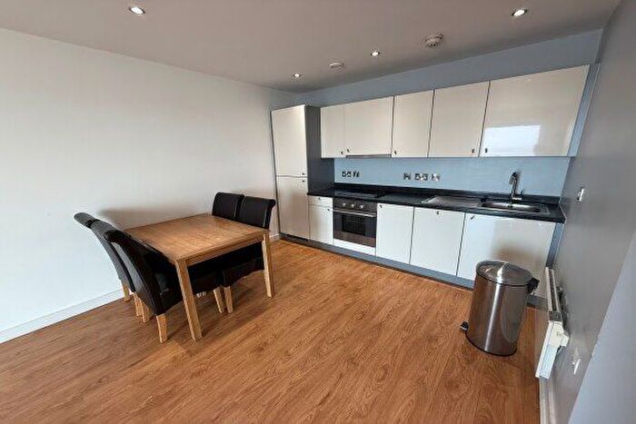 2 Bedroom Flat To Rent In Princes Parade, Liverpool, L3