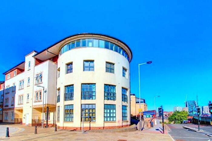 2 Bedroom Apartment To Rent In Curzon Place, Gateshead, Tyne And Wear, NE8