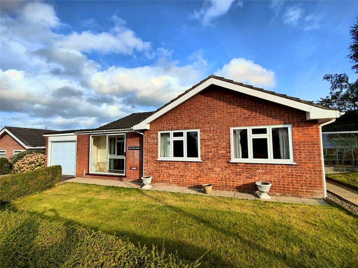 3 Bedroom Bungalow To Rent In Nant Lane, Morda, Oswestry, Shropshire, SY10