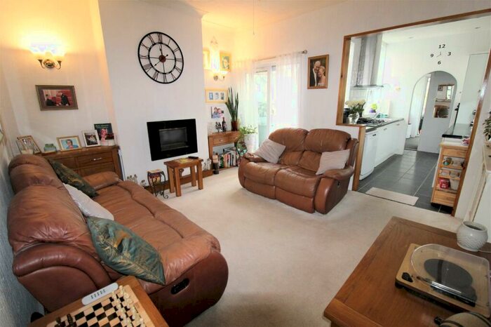 2 Bedroom End Of Terrace House For Sale In Church Road, Yardley, Birmingham, West Midlands, B25