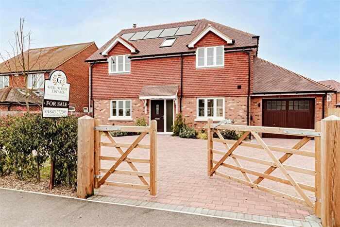 4 Bedroom Detached House For Sale In The Guilton, Sandwich Road, Ash, Canterbury, Kent, CT3