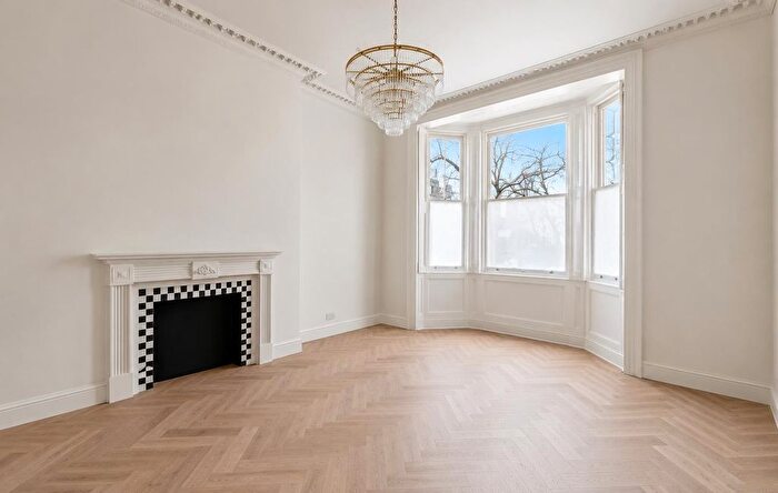 1 Bedroom Flat To Rent In Westbourne Terrace, Paddington, London, W2