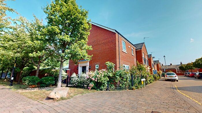 3 Bedroom Semi-detached House For Sale In Hutton Row, South Shields, Tyne And Wear, NE33