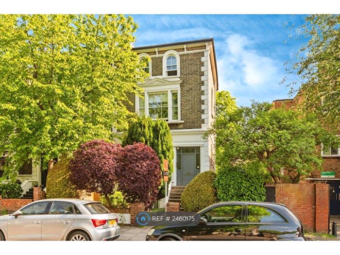 2 Bedroom Flat To Rent In Wray Crescent, London, N4