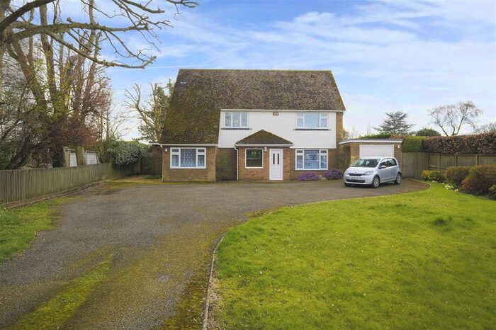 4 Bedroom Detached House For Sale In The Vines, Bridge Road, Lower Hardres, CT4