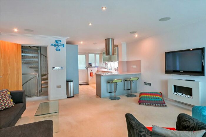 3 Bedroom Terraced House For Sale In Durrant Road, Lower Parkstone, Poole, Dorset, BH14