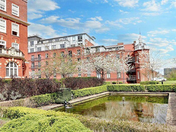 2 Bedroom Apartment For Sale In St. Stephens Road, Norwich, NR1