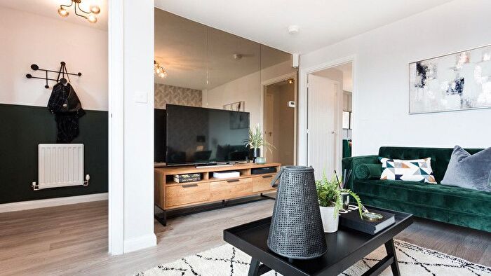 3 Bedroom Semi-Detached House For Sale In Bay View, Northam, Devon, Northam, EX39