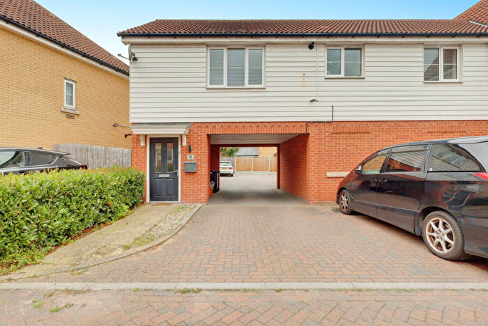 2 Bedroom Semi-Detached House For Sale In Liddell Drive, Basildon, SS14
