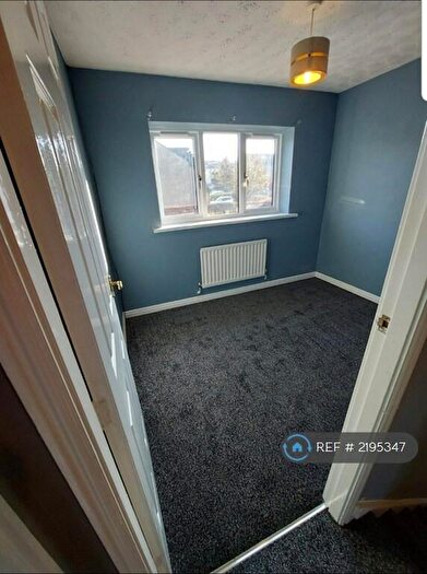 3 Bedroom Detached House To Rent In Great Horton, Bradford, BD7