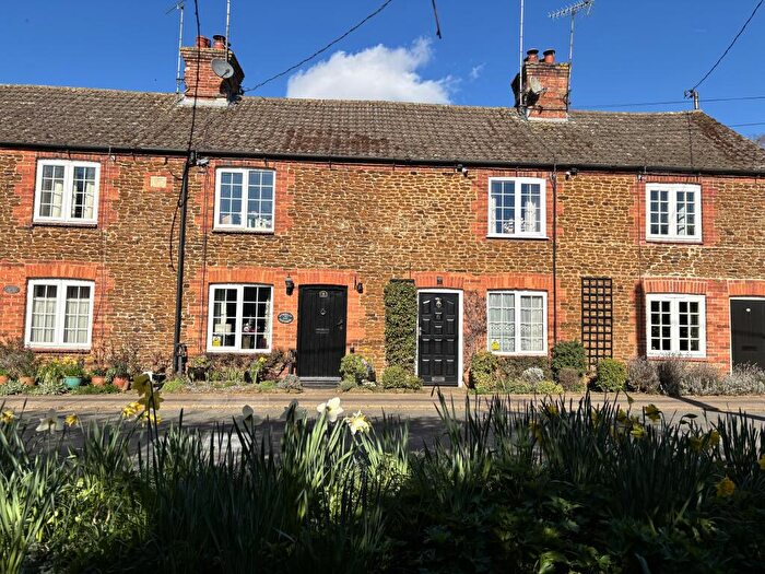 2 Bedroom Cottage For Sale In Shernborne Road, Dersingham, PE31