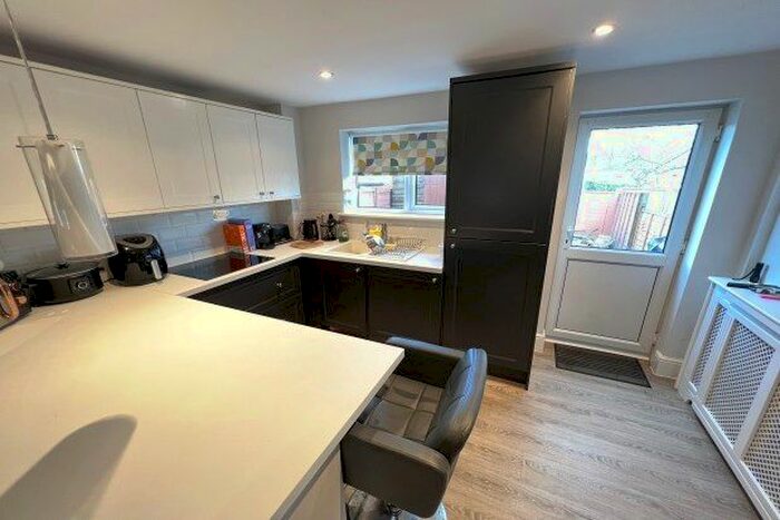 1 Bedroom Property To Rent In Berenger Close, Swindon, SN3