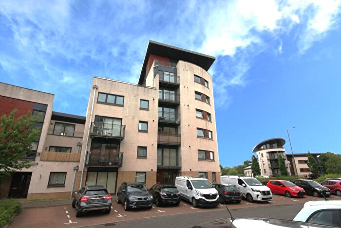 2 Bedroom Flat To Rent In East Pilton Farm Crescent, Pilton, Edinburgh, EH5