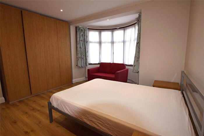 2 Bedroom Apartment To Rent In Prestwood Avenue, Harrow, HA3