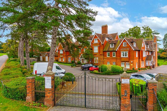 2 Bedroom Apartment To Rent In Wray Common, Wray Coppice Oaks Road Wray Common, RH2