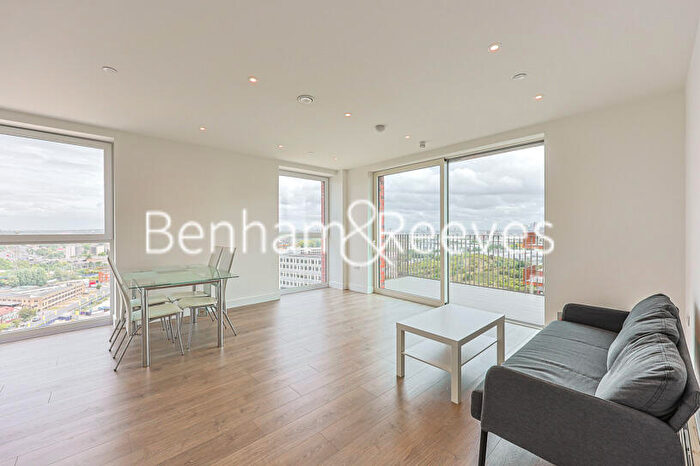 2 Bedroom Apartment To Rent In Quay Walk, Wembley, HA0