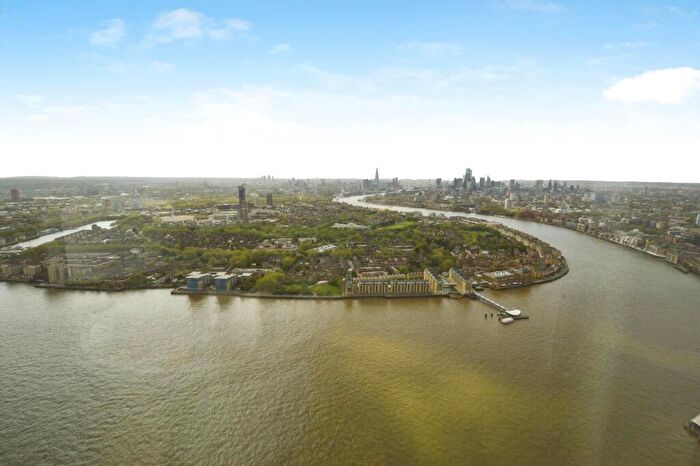 1 Bedroom Apartment To Rent In Landmark Pinnacle, Marsh Wall, London, E14