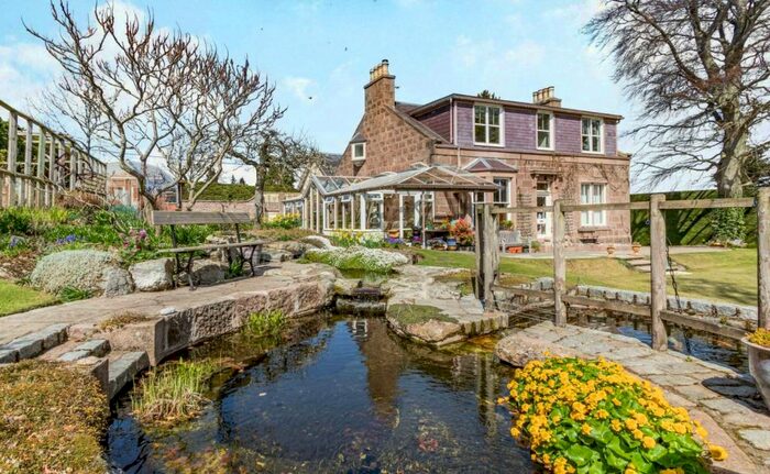 5 Bedroom Detached House For Sale In Viewmount Road, Banchory, Kincardineshire, AB31