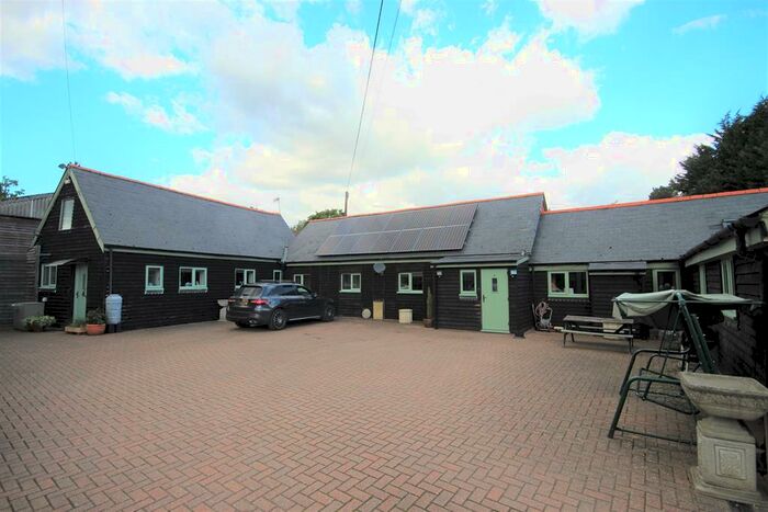 4 Bedroom Detached House For Sale In East Park Lane, Newchapel, Lingfield, RH7