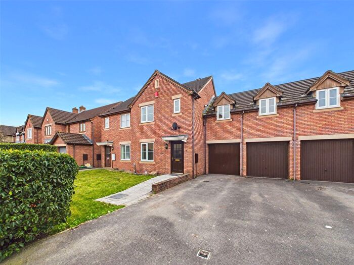 4 Bedroom Terraced House For Sale In Jubilee Way, St. Georges, Weston-Super-Mare, North Somerset, BS22