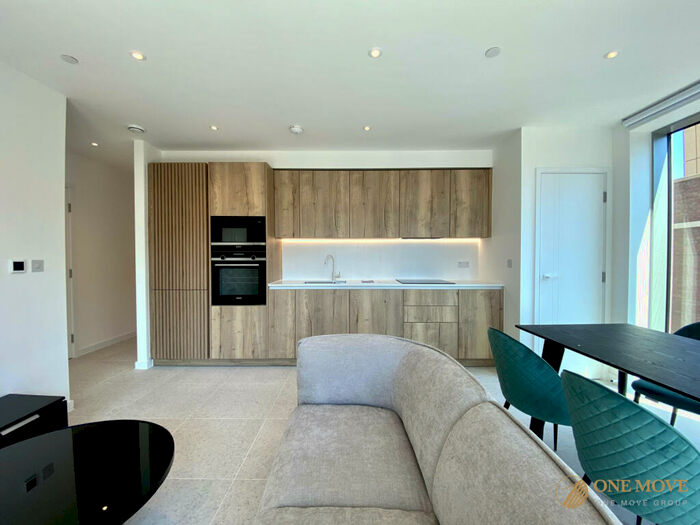 1 Bedroom Flat To Rent In Jacquard Point, The Silk District, E1