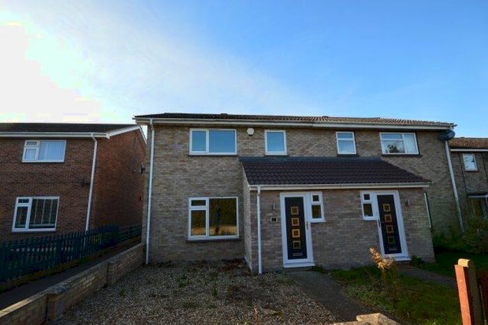 3 Bedroom Property To Rent In The Green Road, Cambridge, CB22