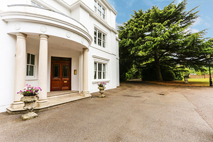 1 Bedroom Apartment To Rent In Kingston Hill Place, Kingston Upon Thames, Surrey, KT2