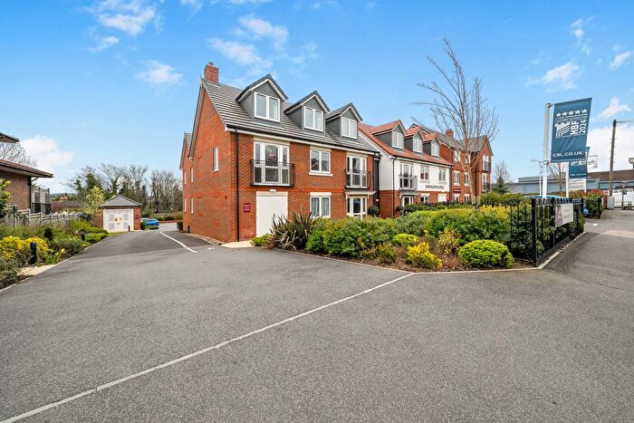 1 Bedroom Flat For Sale In Birchwood Park Avenue, Swanley, Kent, BR8