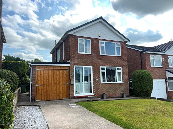 3 Bedroom Detached House For Sale In Heysbank Road, Disley, Stockport, Cheshire, SK12