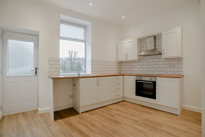 3 Bedroom End Of Terrace House To Rent In Grove Street, Bacup, OL13