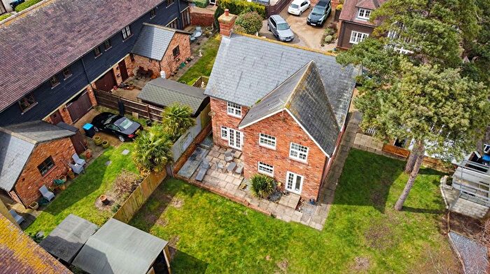 4 Bedroom Detached House For Sale In Chapman Fields, Cliffsend, Ramsgate, CT12