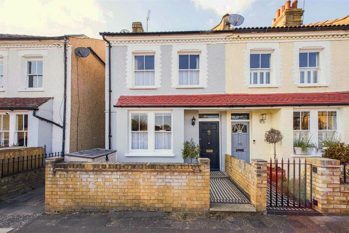 4 Bedroom End Of Terrace House To Rent In Gould Road, Twickenham, TW2